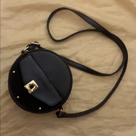 Black circle purse - Picture 1 of 4